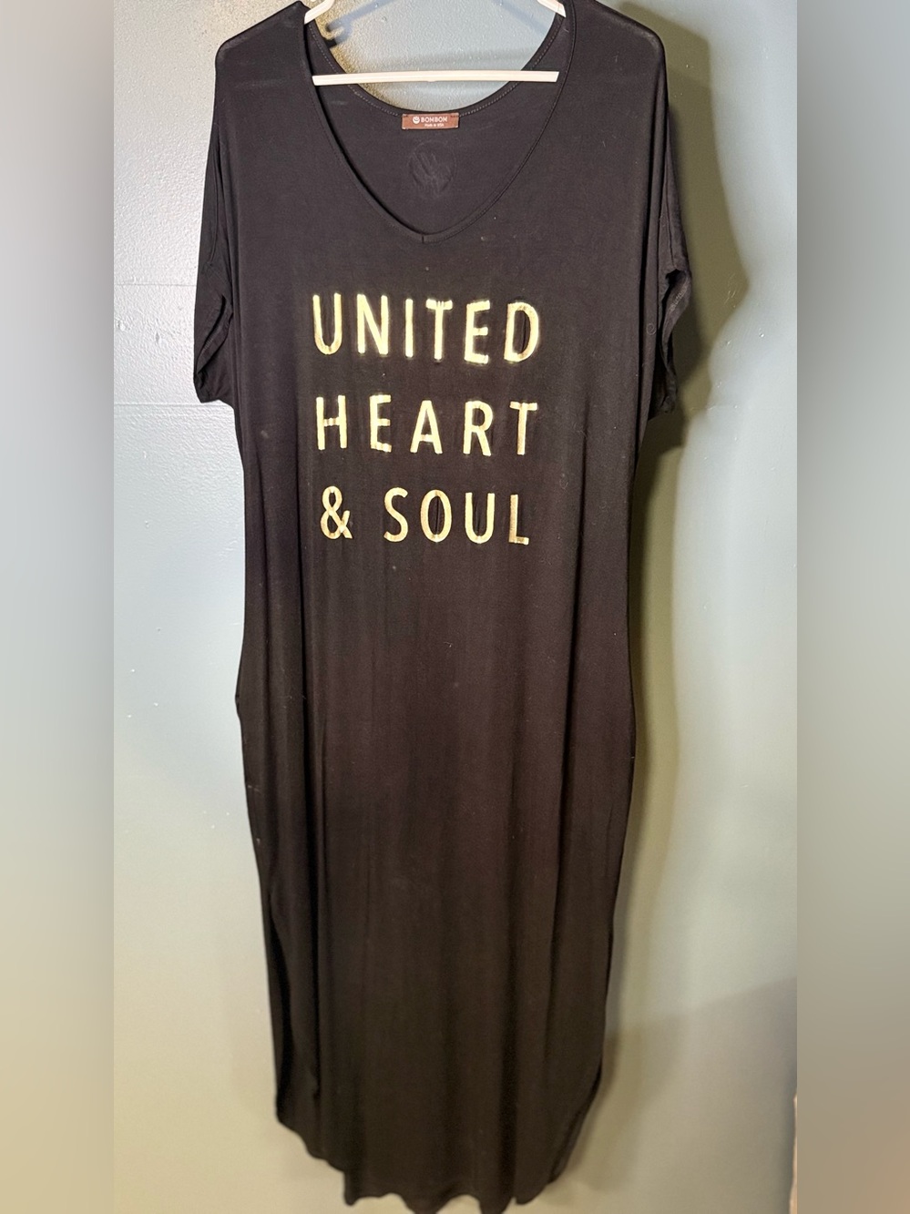 Black Graphic Maxi Dress "United Heart & Soul" w/pockets